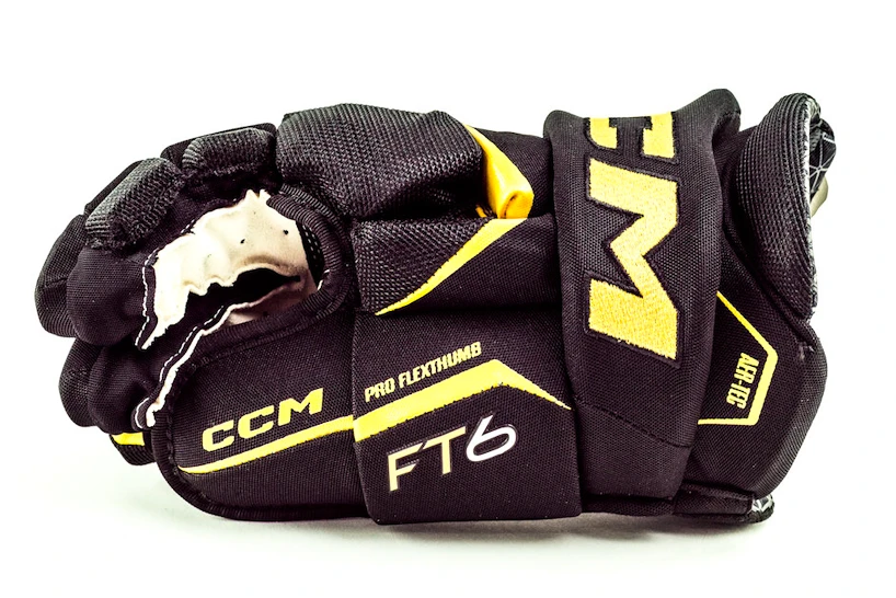 Hokejske rokavice CCM JetSpeed FT6 Black/Sunflower Senior 13 palcev