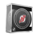 Hokejski plošček Inglasco Inc.  Official Game Puck New Jersey Devils