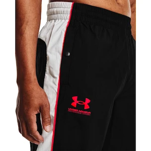 Moške hlače Under Armour WOVEN TRACK PANT Black  M