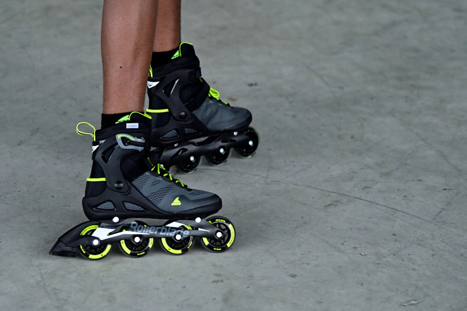 Moški rolerji Rollerblade  MACROBLADE 80